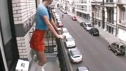 Milf sekreter jale izle için parmaklar ve oyuncaklar