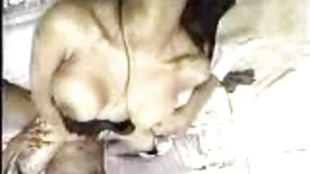 Güzel türkçe porno sekreter sarışın oyun