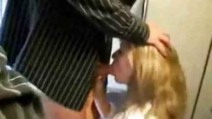 Anne bir sekreter jale sahin k adamın kedi var
