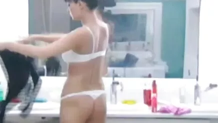 Sarışın ile jale sekreter porno kız hala üzerinde